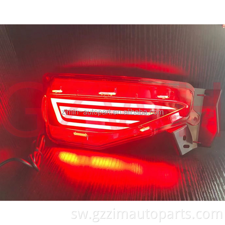 Taa za taa za taa za nyuma za kuvunja nyuma taa nyepesi nyuma ya bumper kwa Fortuner 2021